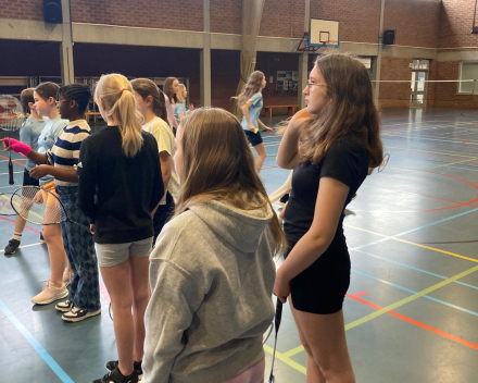 Badmintonles met de juffen!