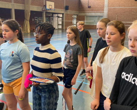 Badmintonles met de juffen!