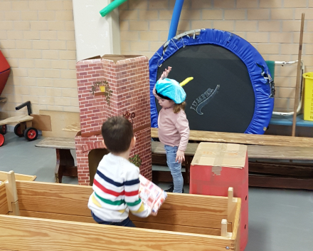 Sint en Piet in de gymzaal