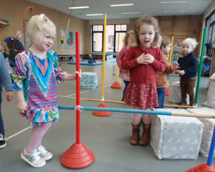 Spelen in de grote zaal