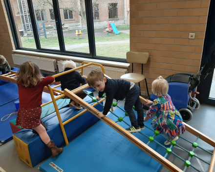 Spelen in de grote zaal