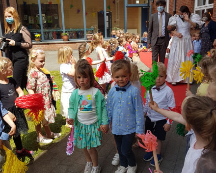 Feest voor juf Leen die gaat trouwen