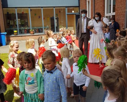 Feest voor juf Leen die gaat trouwen