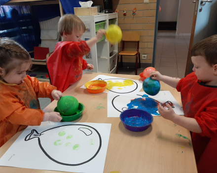 Ballen en ballonnen in de klas