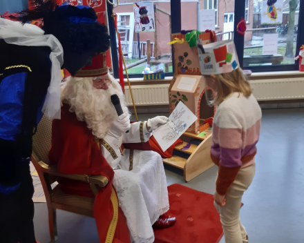 Sint  op school 