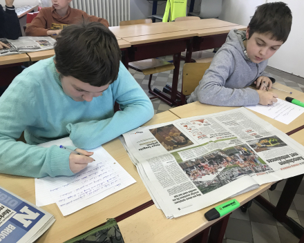 Aan de slag met de krant.