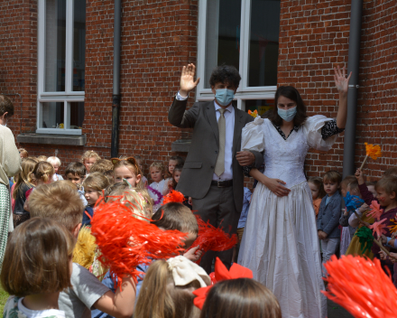Feest voor juf Leen die gaat trouwen