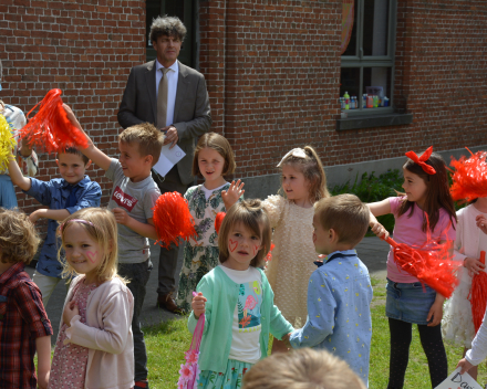 Feest voor juf Leen die gaat trouwen