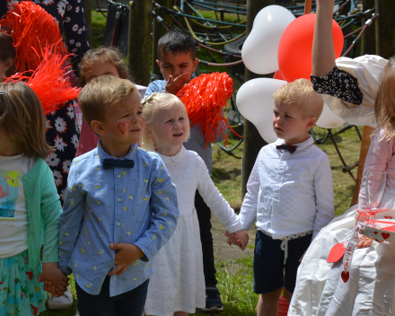 Feest voor juf Leen die gaat trouwen