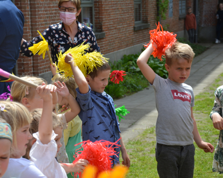 Feest voor juf Leen die gaat trouwen