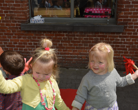 Feest voor juf Leen die gaat trouwen