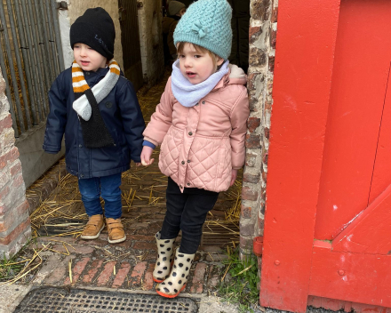 Op uitstap naar de kinderboerderij.