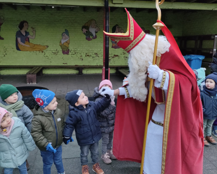 Sint op school