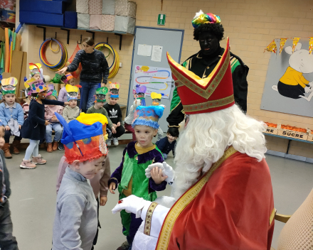 Sint op school