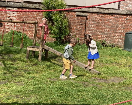 Spelen in de tuin 🌞