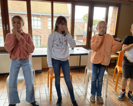 Muzische carrousel: een les drama bij juf Inge!
