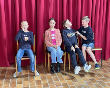 Muzische carrousel: een les drama bij juf Inge!