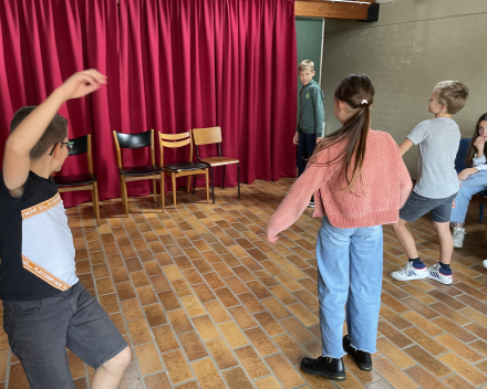 Muzische carrousel: een les drama bij juf Inge!