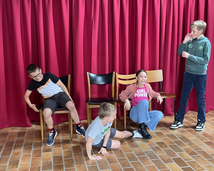 Muzische carrousel: een les drama bij juf Inge!