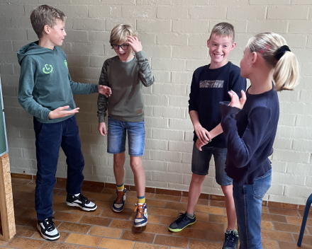Muzische carrousel: een les drama bij juf Inge!