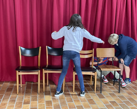 Muzische carrousel: een les drama bij juf Inge!