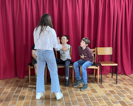 Muzische carrousel: een les drama bij juf Inge!