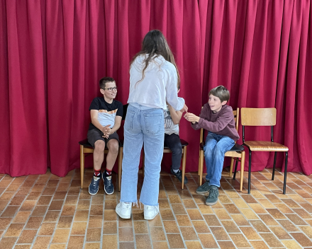 Muzische carrousel: een les drama bij juf Inge!