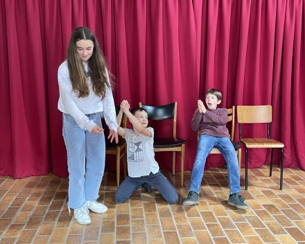 Muzische carrousel: een les drama bij juf Inge!