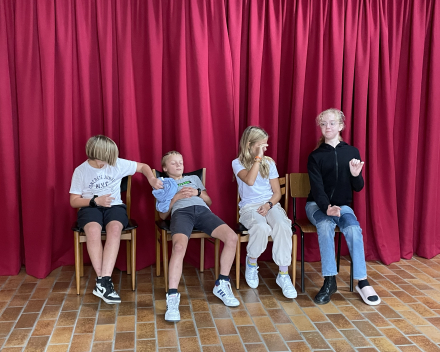 Muzische carrousel: een les drama bij juf Inge!