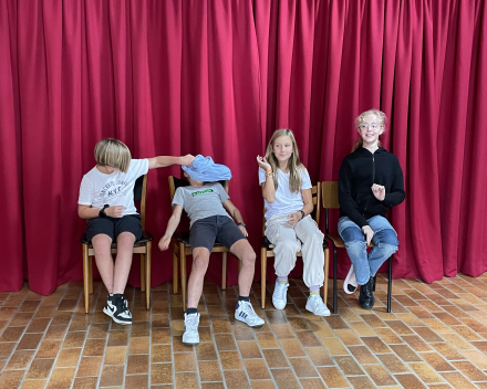 Muzische carrousel: een les drama bij juf Inge!