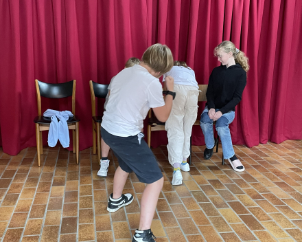 Muzische carrousel: een les drama bij juf Inge!