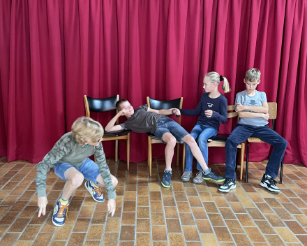 Muzische carrousel: een les drama bij juf Inge!
