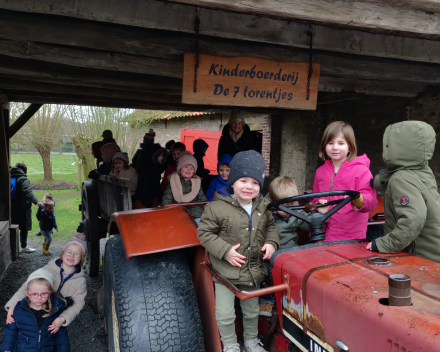 Op uitstap naar de kinderboerderij.