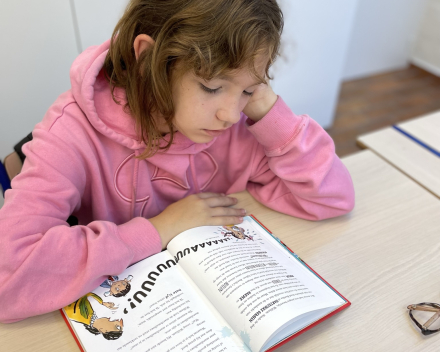Lezen tijdens het leeskwartier.