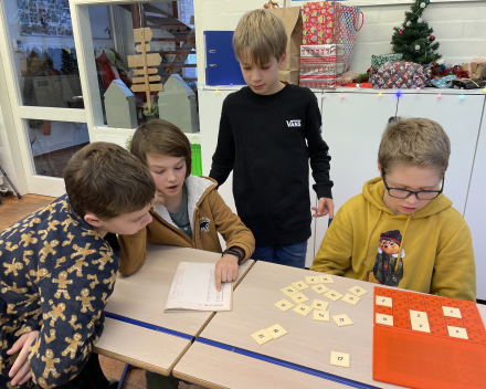 Hoekenwerk: taal & wiskunde