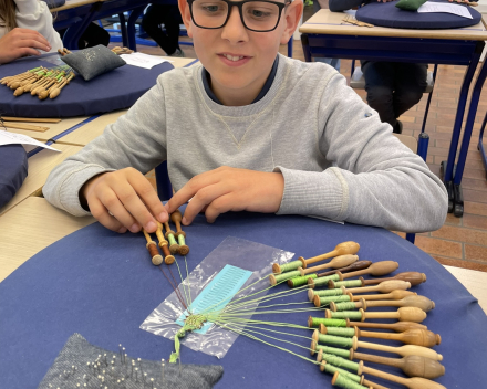 Artiest van kop tot teen: leren kantklossen!