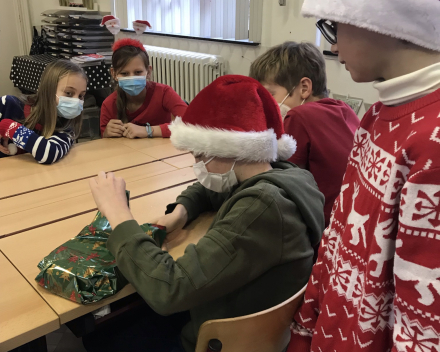 Gezelligheid troef op de laatste schooldag van 2021! 