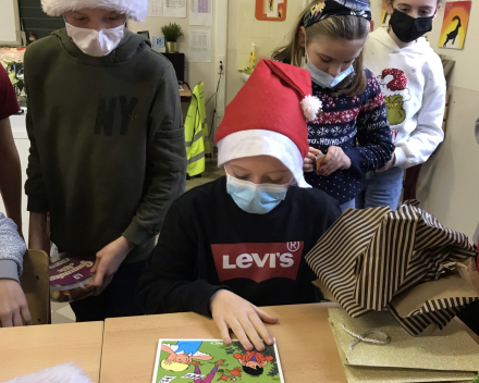 Gezelligheid troef op de laatste schooldag van 2021! 