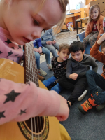 Thema 'muziek in de klas',carnaval