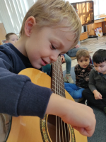 Thema 'muziek in de klas',carnaval